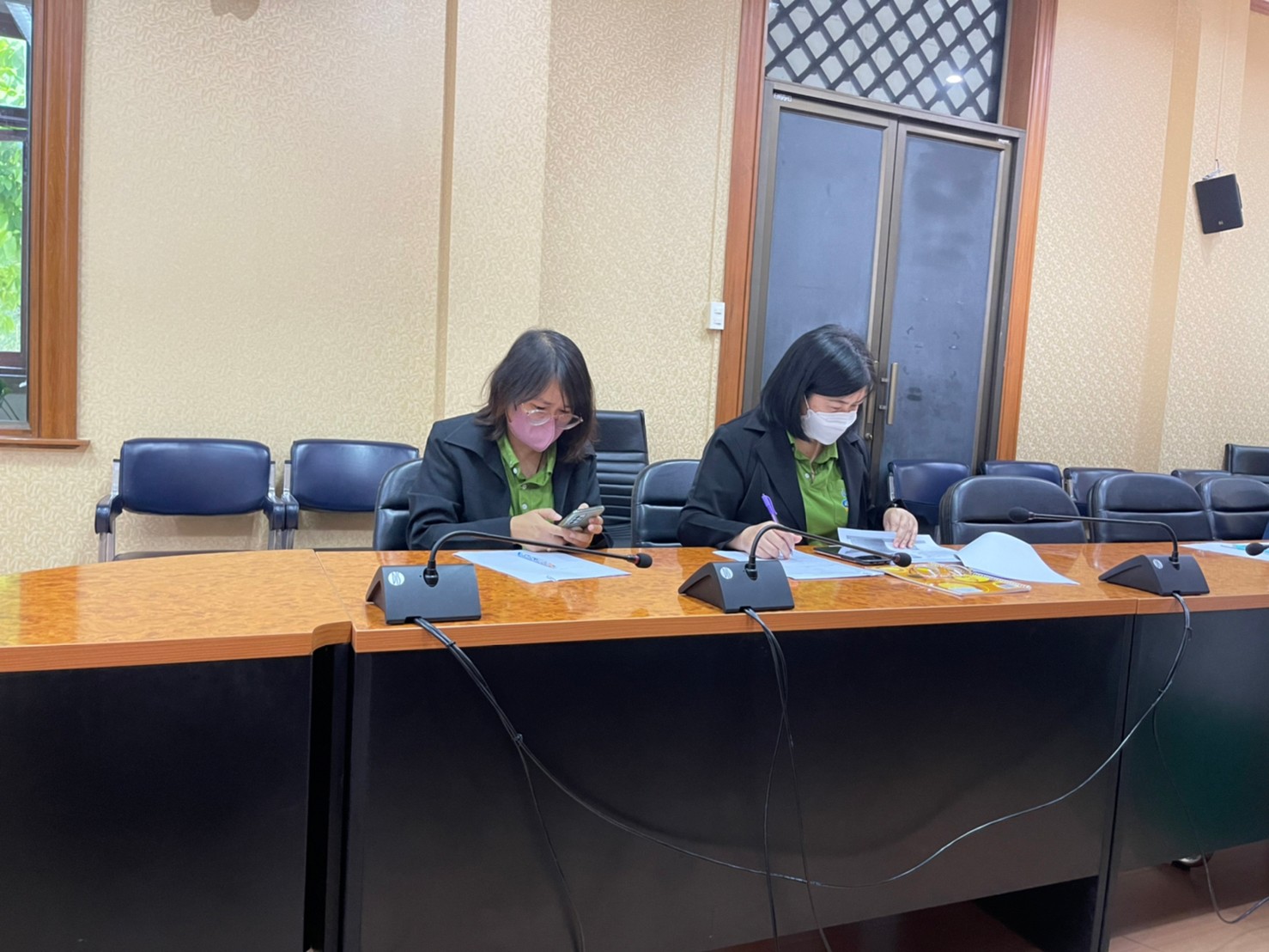 title - สบท.ประชุมการเสนอขอแก้ไขปัญหาหนี้สินเกษตรกรด้วยการจำหน่ายหนี้สูญโครงการกองทุนที่ดิน